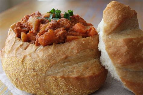 South African Bunny Chow | Recipe | Bunny chow, African food, South african recipes