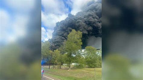 Smoke from Texas chemical plant explosion subsides after prompting shelter-in-place orders | Fox ...