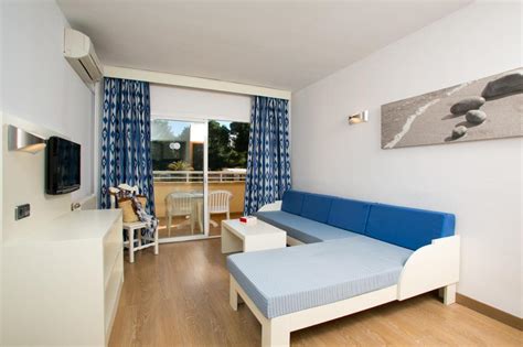 Aparthotel Aquasol, Palma Nova | LateRooms.com