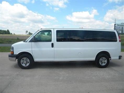 Find used 15 PASSENGER EXTENDED 1 OWNER SHUTTLE CHURCH VAN CLEAN WARRANTY LQQK in Moscow Mills ...