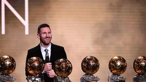 Foto: 5 Pemain Amerika Latin Peraih Ballon d'Or Sepanjang Sejarah, Lionel Messi Tatap Gelar ke-7 ...