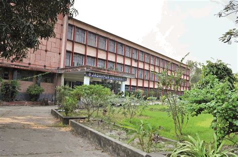 Jadavpur University sees record placement of students