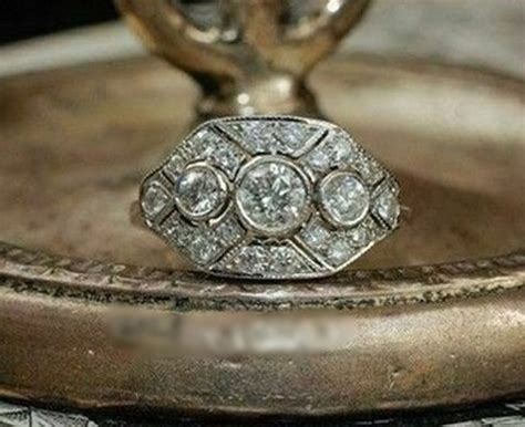 Vintage Three Stone Diamond Ring Round Engagement Ring | Etsy