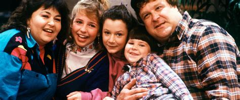 The Cast of 'Roseanne' Reunites on 'The Talk' - ABC News