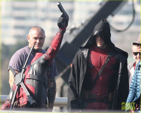 Ryan Reynolds Photographed Unmasked in the 'Deadpool' Suit!: Photo ...