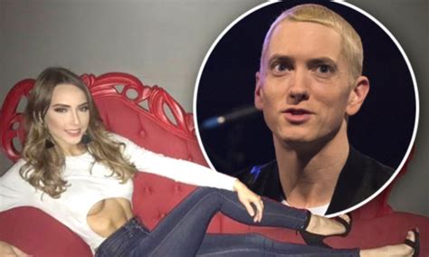 Eminem's daughter Hailie Scott flaunts her abs in snap