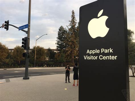 Here's our first look inside Apple's new campus - The Verge