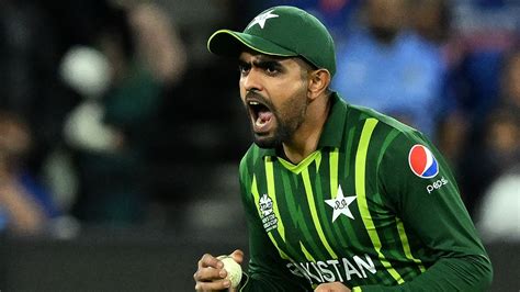 Babar's brilliant three-word reaction after Pakistan qualifies for T20 ...