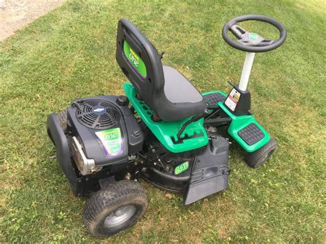 Weed Eater WE-ONE 26-inch riding lawn mower for sale in good running condition - RonMowers