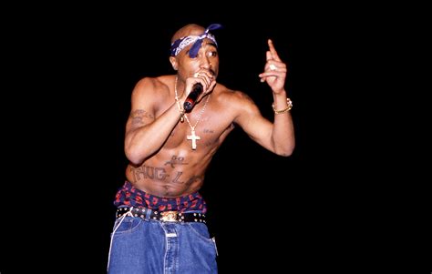 Bekende gangster gearresteerd voor moord op rapper Tupac Shakur | Het ...