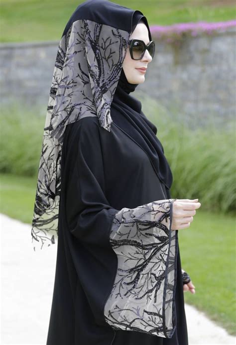 Pin by Saaleha Cassim on Hijab mode | Black abaya designs, Abaya ...