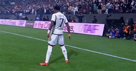 Vinicius Junior performs Cristiano Ronaldo's 'SIU' Celebration at Al ...