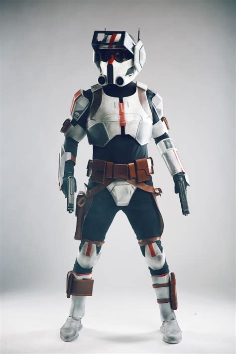 Pin by ℝ𝕖𝕚 on Cosplay | Star wars clone wars, Clone trooper cosplay, Star wars universe