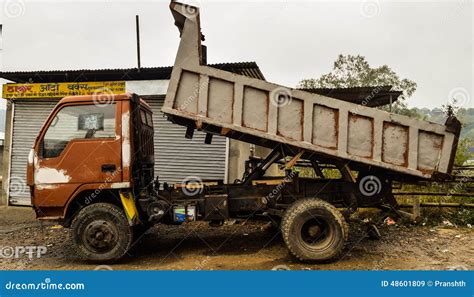 Dumping Truck editorial stock image. Image of hydraulics - 48601809