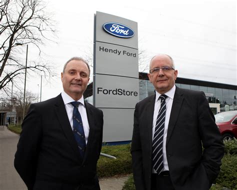 Hendy FordStore launched in Eastleigh by Andy Barratt – Car Dealer Magazine