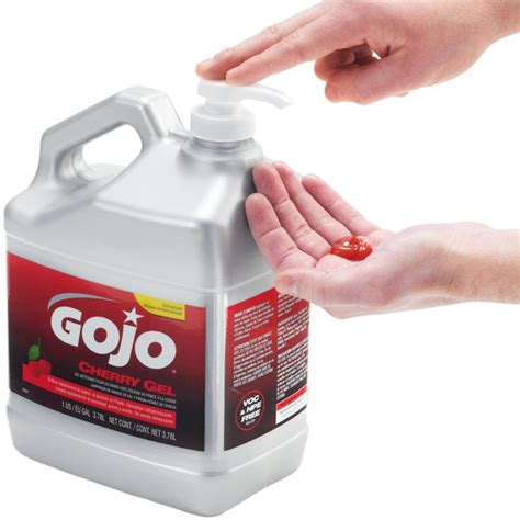 GOJO® 2358-02 1 Gallon Cherry Gel Pumice Hand Cleaner - 2/Case