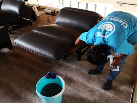 Leather Cleaning For Sofas - Clean Lab | Professional Cleaning