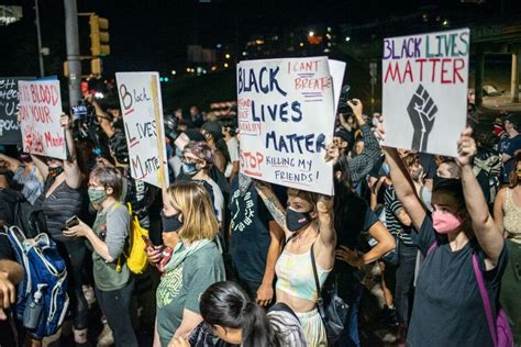 Texas police arrest protesters at gunpoint after spending weeks ...