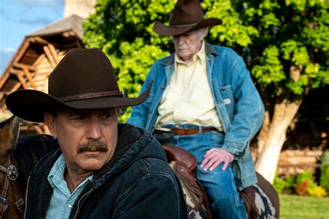 See Photos From The ‘Yellowstone’ Season 2 Finale ‘Sins Of The Father ...