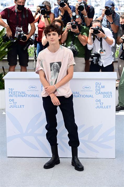 Timothée Chalamet Wears Cult T-Shirt At Cannes, Breaks Internet ...