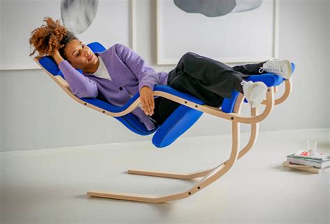 Go Weightless In the Varier Gravity Balans Chair by Peter Opsvik | stupidDOPE.com