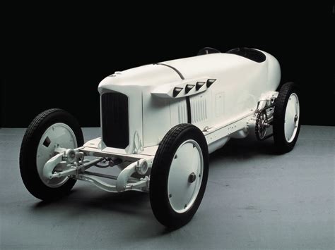 Blitzen Benz (1909) - was a race car built by Benz & Cie in Mannheim, Germany, that broke the ...