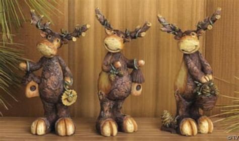 Set of 3 - Moose Figurines - Lodge Decor | Moose decor, Christmas moose ...