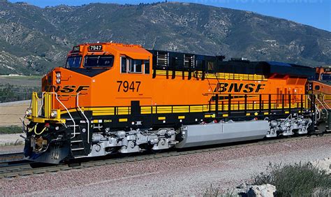 Burlington Northern Santa Fe, Locomotive: GE ES44C4, Location: Devore ...