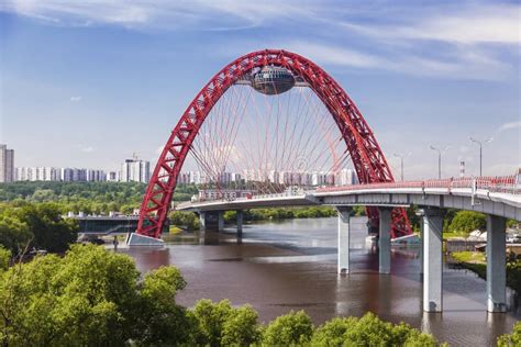 Red Bridge Over the Moskva River, Moscow Editorial Image - Image of russian, road: 69826315