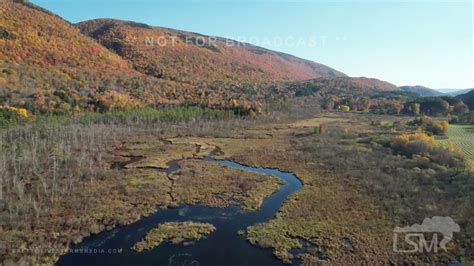 10-17-2022 Rutland, VT - Fall Foliage on Highway 7 - YouTube