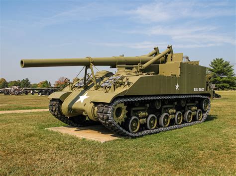 M40 GMC - 155 mm on a Sherman