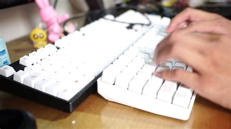 KBTalking Race II / Cherry Mx Brown - Typing Sounds - YouTube