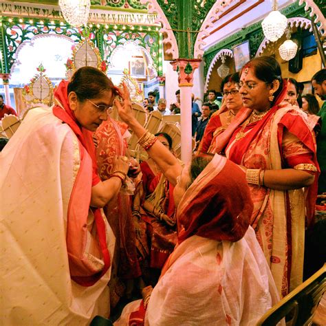 Sindur Khela - Durga Puja 2019 | বিদায়বেলায় সিঁদুর খেলা / Si… | Flickr