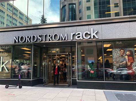 Nordstrom Rack | Clothing Store in Washington DC - Shoes, Apparel, & More