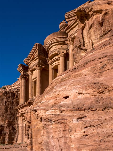 Monastery Ad-Deir In Petra, Jordan - Fotky Zadarmo