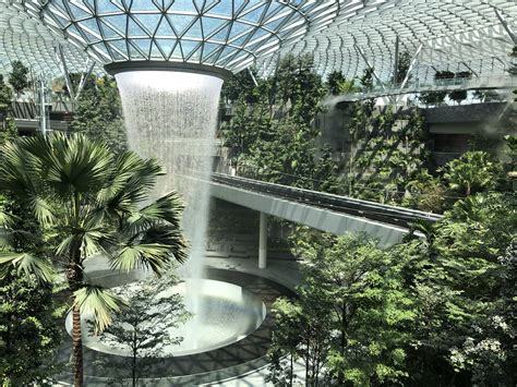 Changi Airport in Singapore Is the World’s Best Airport | Vogue