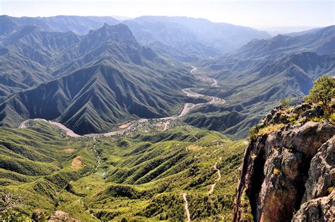 Copper Canyons and Chepe Train - Escapadas