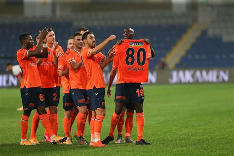 Başakşehir gathers steam in Turkish league campaign with 5-1 Antalyaspor win | Daily Sabah