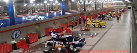 Race Shop Reviews: PENSKE RACING