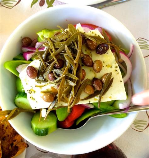 Top 5 Greek Vegetarian Dishes You Need to Try