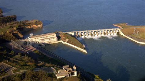 High releases at Gavins Point Dam causes safety concerns for paddlefish season