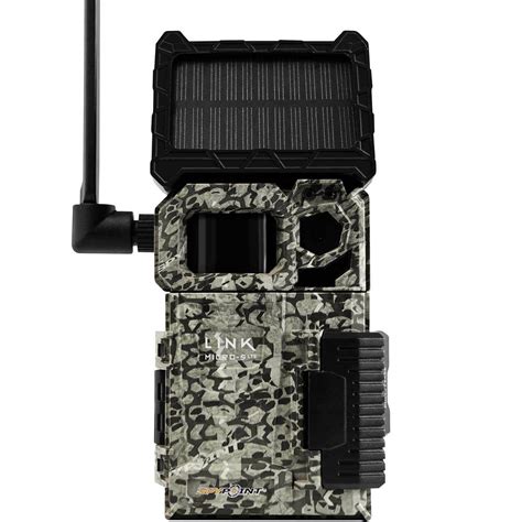 Spypoint Link-Micro-S LTE wireless trail camera with solar panel | Trailcamera.eu