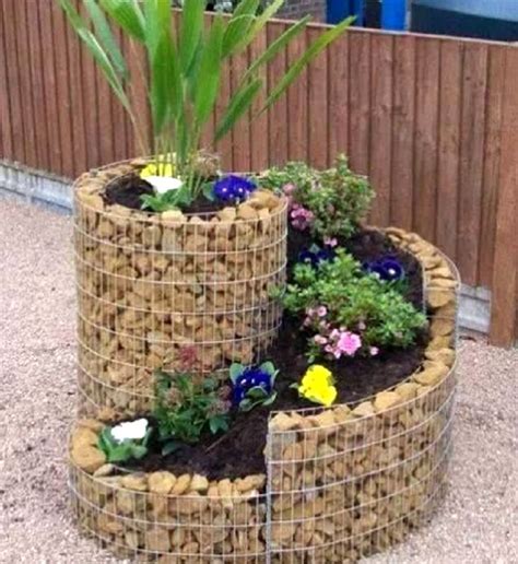 18 Simple Small Rock Garden Designs