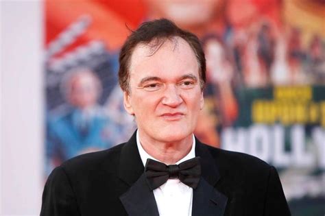 Quentin Tarantino Biography, Age, Wiki, Height, Weight, Girlfriend, Family & More