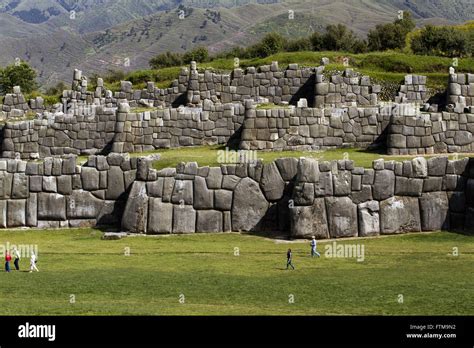 Ruins in fortress of Sacsayhuaman - Cusco region of Peru Stock Photo - Alamy