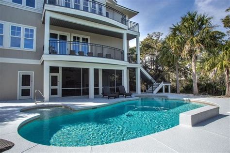 You Can Buy Jason Aldean’s Florida Beach House For A Cool $3 Million | Whiskey Riff