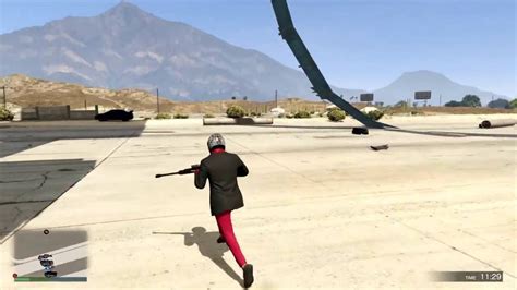 Grand Theft Auto V Glitch - YouTube