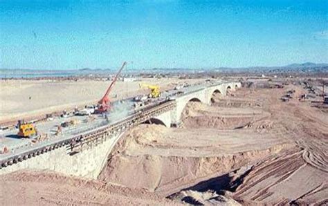 Reconstruction of the London Bridge, Lake Havasu, AZ 1971 | Lake havasu city, Lake havasu, Lake ...