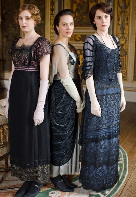 The OAK: How to Dress in Downton Abbey Style