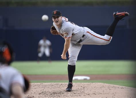 Giants notes: Is Ty Blach’s best fit as a relief pitcher in 2018?